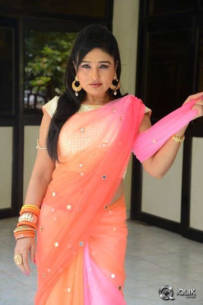 Ramya-Sri-Interview-About-O-Malli